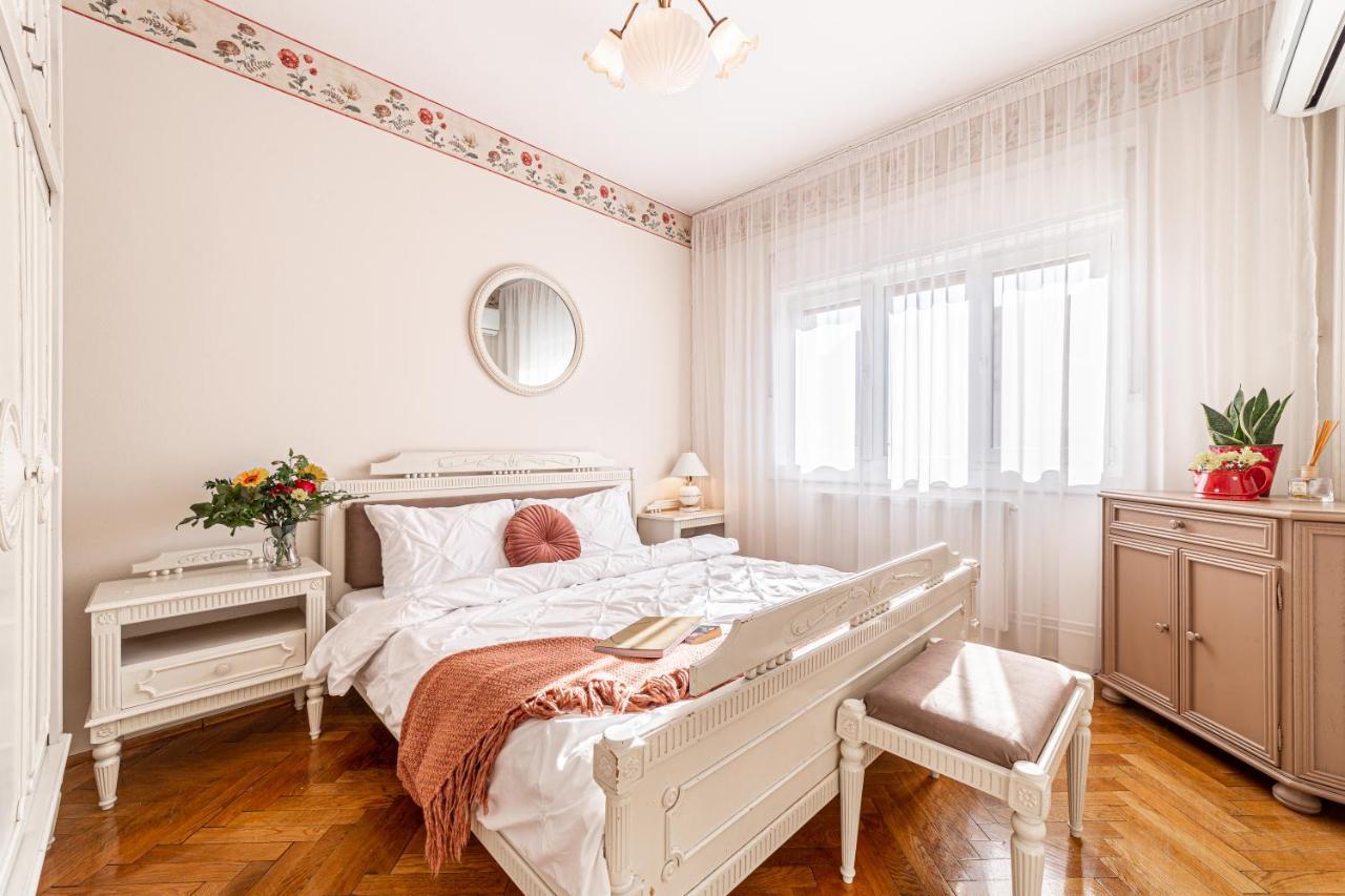 Nala Central Apartment อาราด ภายนอก รูปภาพ