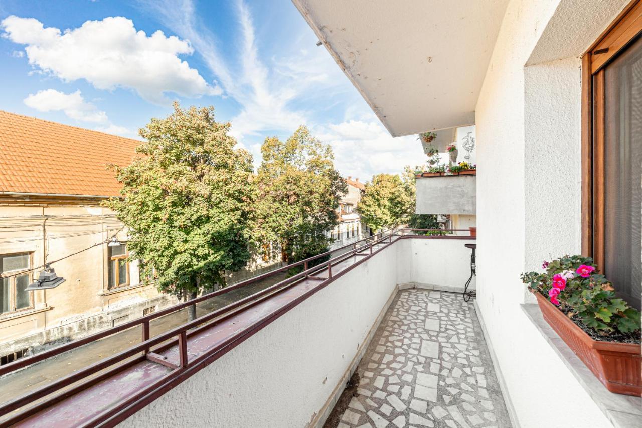 Nala Central Apartment อาราด ภายนอก รูปภาพ