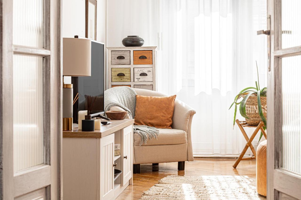 Nala Central Apartment อาราด ภายนอก รูปภาพ